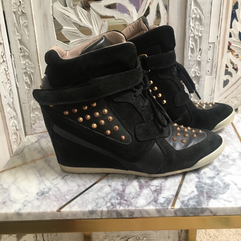 Zara Woman wedge high top tennis shoe